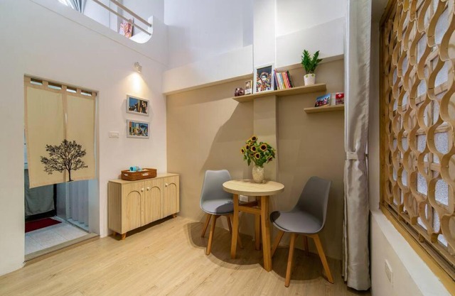 Holly HideAway-Cozy Nest -Balcony- City Center