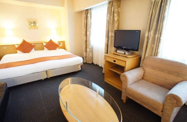 Hollywood Twin Smoking 36 sqm no breakfast/Osaka Ōsaka