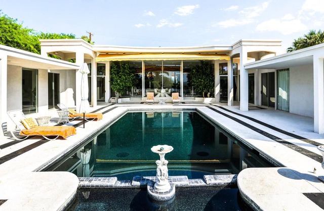Hollywood Vintage Estate-City of Palm Springs ID#: 4798