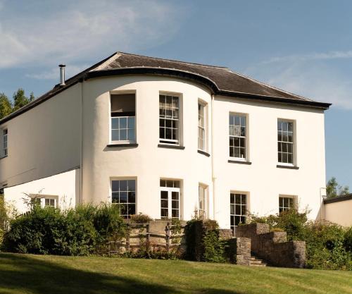 Holyland House - Greenacres Estates