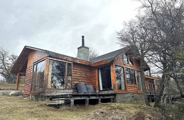 HOM I Impresionante Casa en Rio Ibanez 3D2B 6PAX