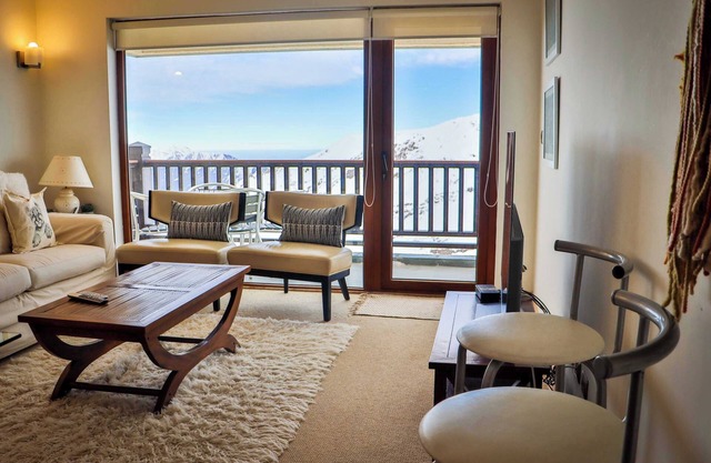 HOM | Valle Nevado de Lujo 4D3B Ski in-out Jacuzzi