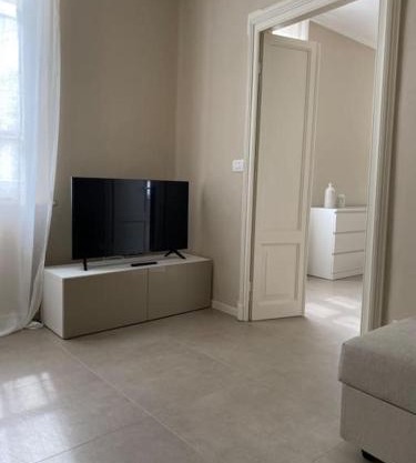 Home 11