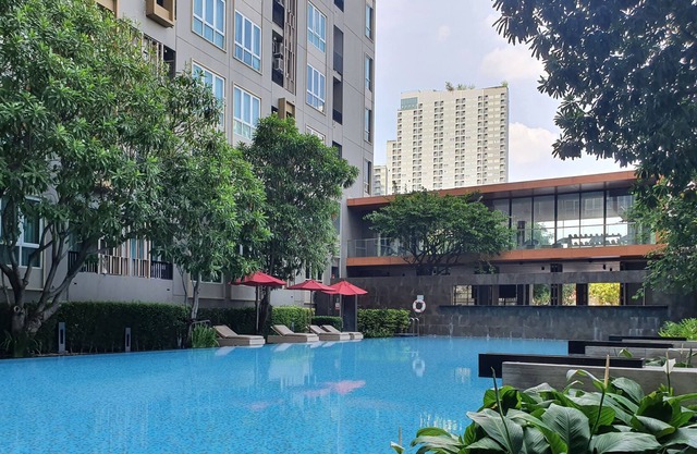 Home away from home (5 mins walk to BTS)