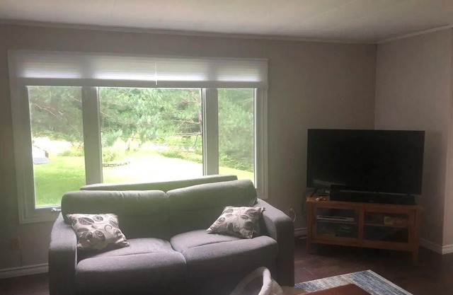 Home/Cottage in Katrine/Entire home in Katrine, Canada