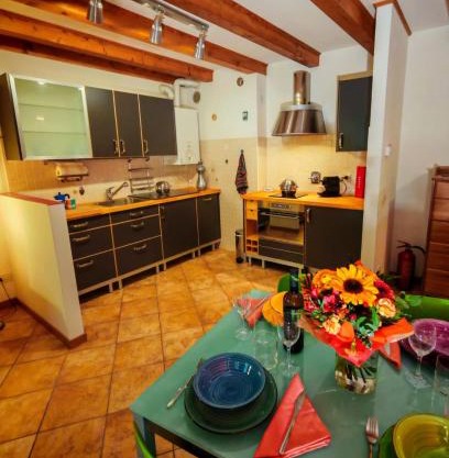 Home delle Mura