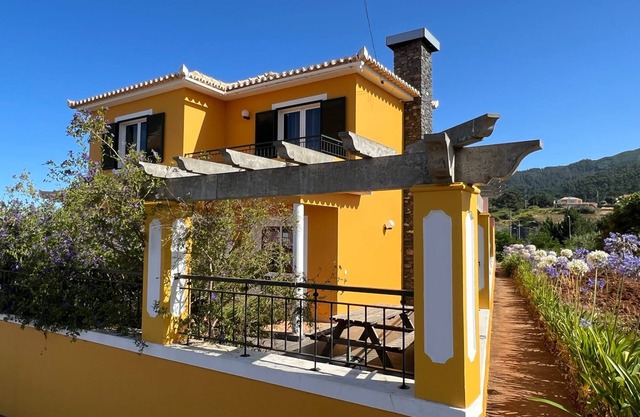 Home for Nature Tourism, Madeira Island LEAHOUSE, Nature and Sea