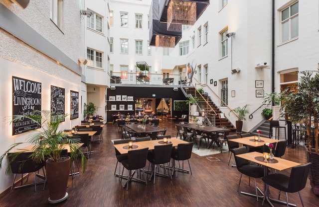 Home Hotel Plaza - Dinner included