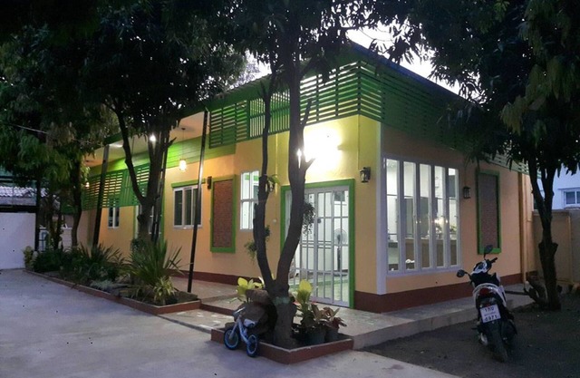 Home Hug Pak Sabai