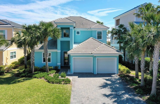 Home in Cinnamon Beach with private heated pool! Endless Summer is the one!