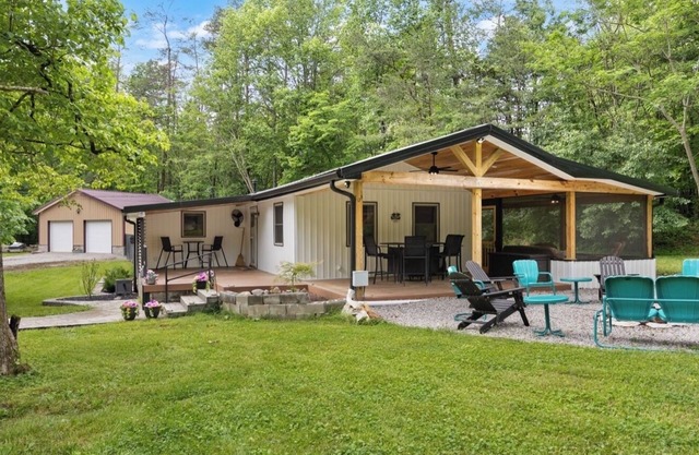 Home/Sleep 14/Lake/2Bath/4Bed/Near Boat Ramp/Pet Friendly