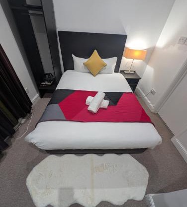 Home Stay Hotel