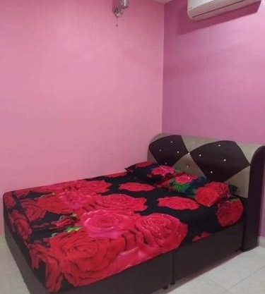 Home stay taman puteri