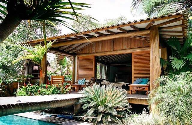 Home style balines (blockhouse) with pool, Jacuzzi, sauna and overlooking the sea