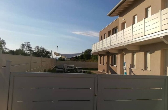 Home suites home - Zafferano - (1.6 km from Peschiera del Garda)