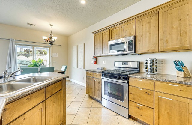 Home w/Game Room: Near Zion National Park!