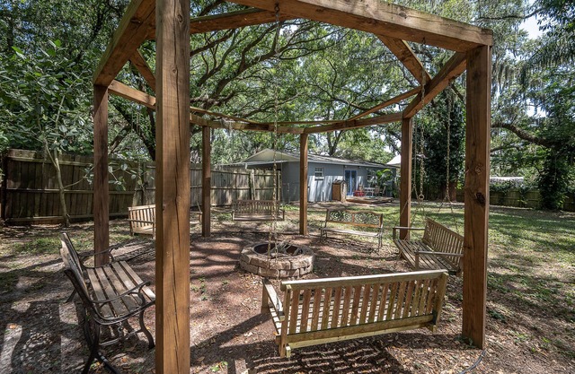 Home with view of the Hillsborough River, pet friendly