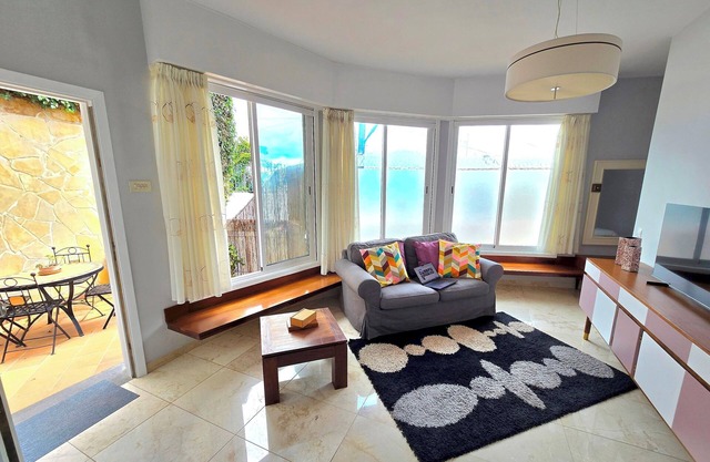 Home2Book Comfort Buganvilla Stay, Santa Cruz