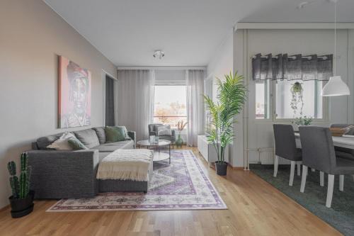 Homelike 1BR Apartment with Sauna & Free Parking