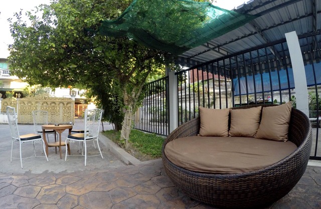 Homely and Peaceful Place in Central Location of Chiang Mai (FREE bicycle)