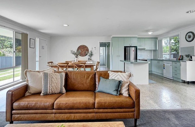 Homely Maloneys Beach 3-Bed with Large Backyard