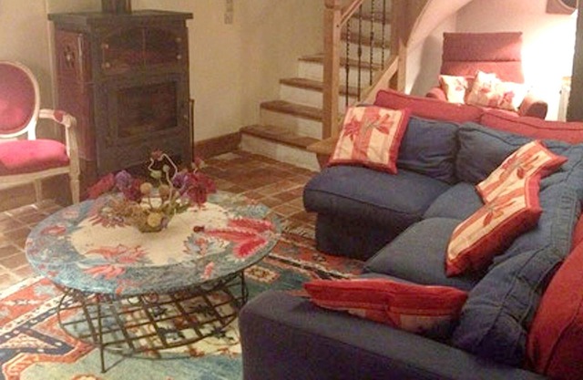 Homerez - Spacious house for 8 ppl. with terrace at Saint-Georges-sur-Baulche