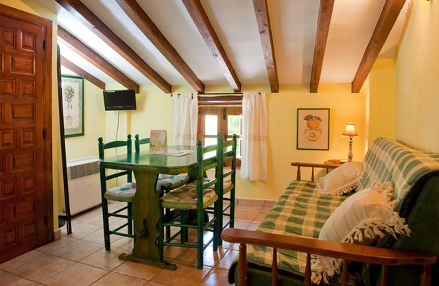 Homerez - Apartment in Robledillo de Gata