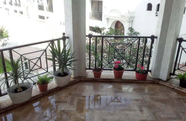 Homerez - Apartment Casablanca with pool
