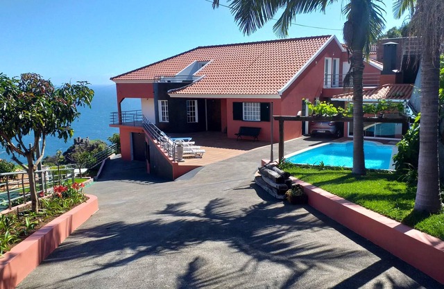 Homerez - Appartement 1 km away from the beach for 4 ppl. with swimming-pool