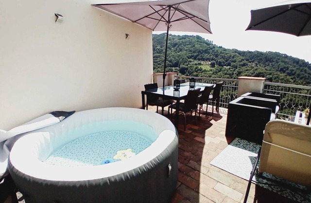 Homerez - Apt. sea view, Falcinello