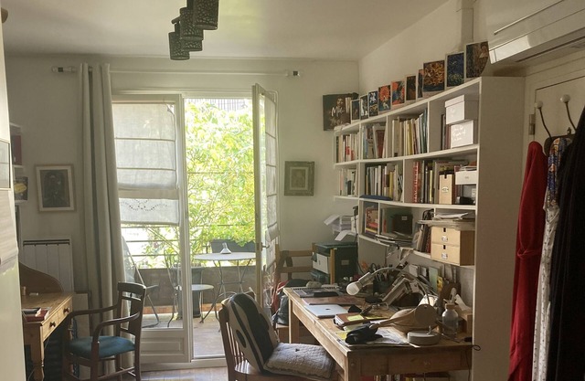 Homerez - Big house for 10 ppl. with terrace and balcony at Montreuil