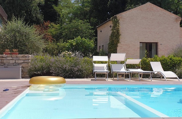 Homerez - Charming 60m² Country Apartment with Pool