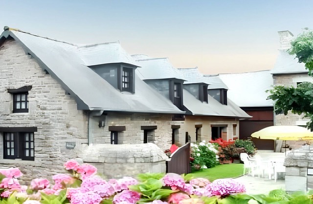 Homerez - Characterful house in Pléhédel with garden