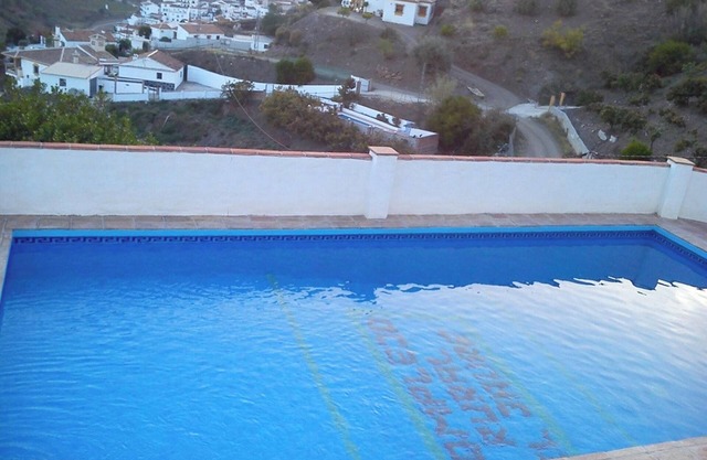 Homerez - Charming House in El Borge, pool, and terrace