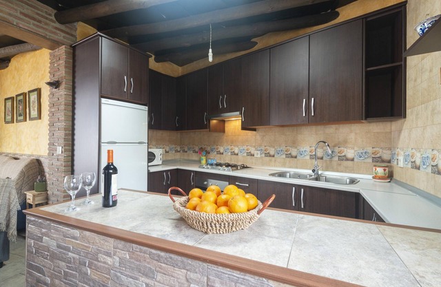 Homerez - Charming House in Cádiar with Mountain View