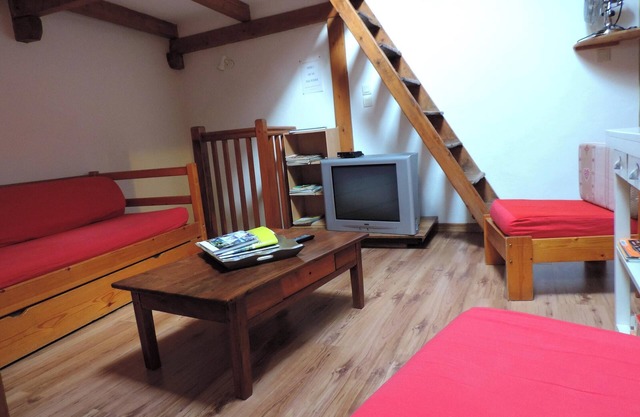 Homerez - Cosy Apartment in Embrun 40m² + AC
