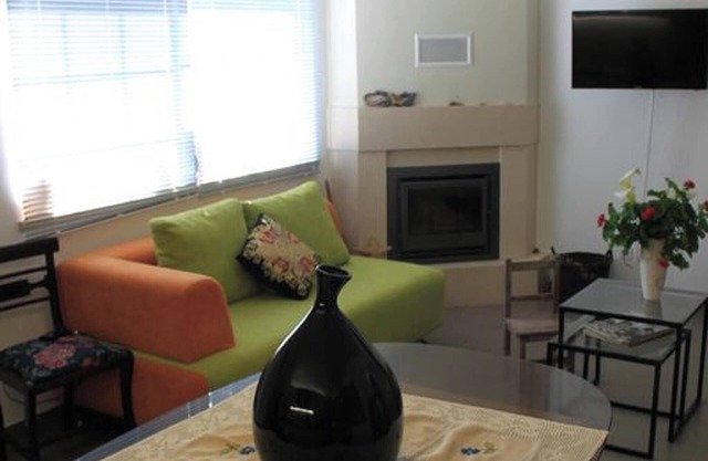 Homerez - Cosy House in Nazaré with Fireplace