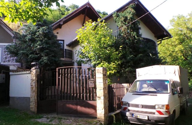 Homerez - Large cottage With mountain view and balcony