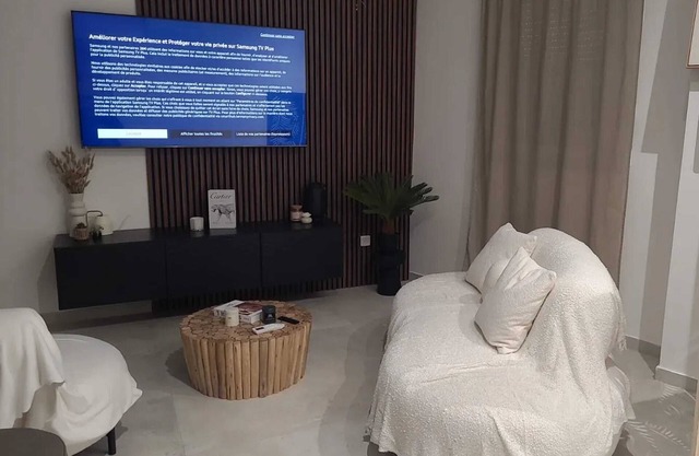 Homerez - Nice apartement for 2 ppl. with jacuzzi and terrace at Duppigheim