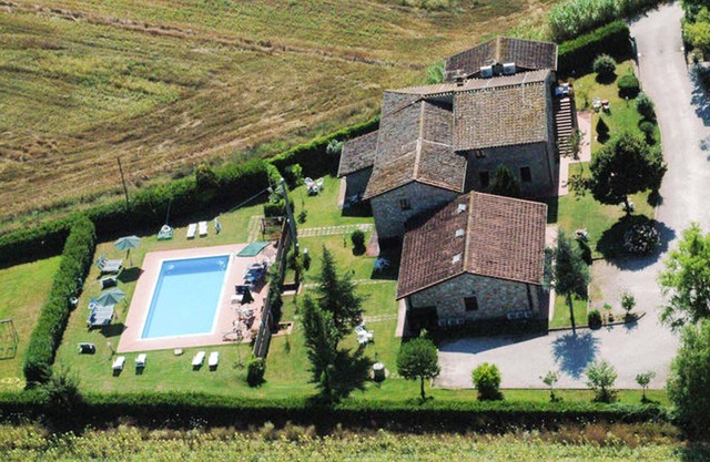 Homerez - Nice appartement for 4 ppl. with shared pool and garden at Villa
