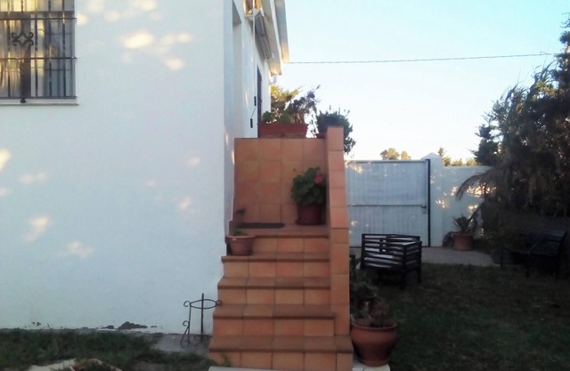 Homerez - Picturesque House in Medina-Sidonia with Garden