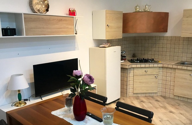 Homerez - Property 11 km away from the beach for 5 ppl. with terrace at Carpino