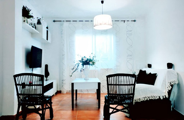 Homerez - Spacious house in Almagro with garden and 3 bedrooms