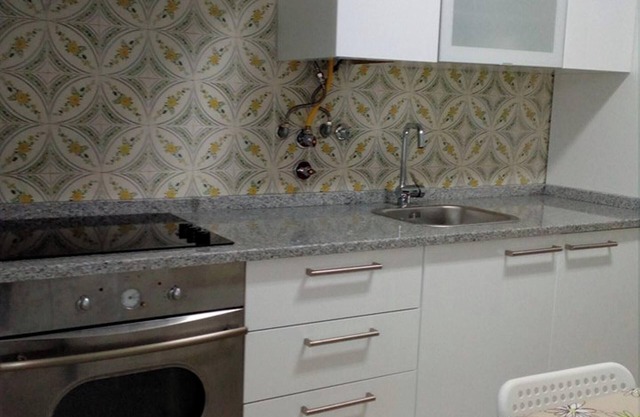 Homerez - Spacious House in Peniche with Balcony