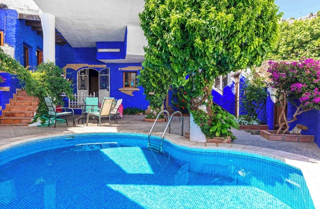 Homerez - Spacious Villa in Benaocaz with Mountain and Pool Views