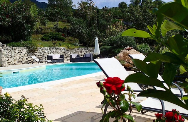 Homerez - Villa 4 km away from the beach with swimming-pool, jacuzzi and terrace