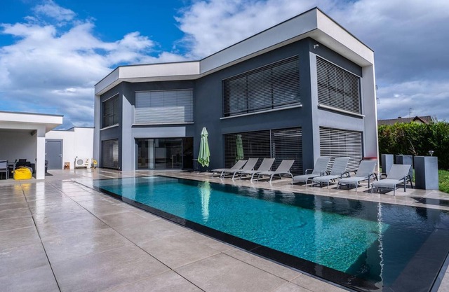 Homerez - Villa for 10 ppl. with swimming-pool and jacuzzi at Raedersheim