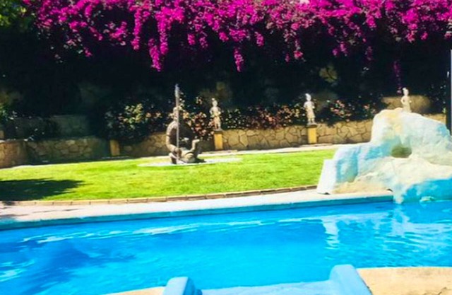 Homerez - Villa for 18 ppl. with swimming-pool, garden and terrace at Alforja