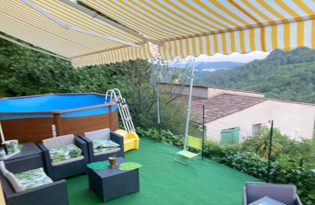 Homerez - Villa for 6 ppl. with swimming-pool, garden and terrace at Bargemon