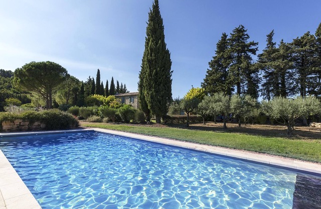 Homerez - Villa With swimming pool